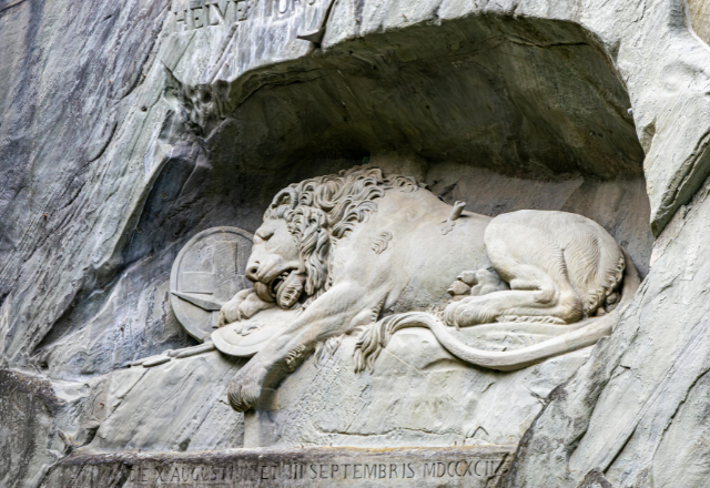 One Day in Lucerne, Switzerland: A Perfect Itinerary for 2025 2 Lucerne Lion Monument