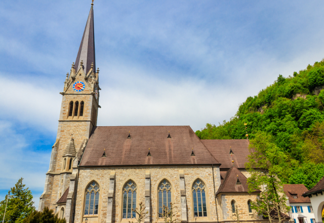 Weekend Trips from Zurich: Top Getaways for 2025 7 Vaduz chauffeur